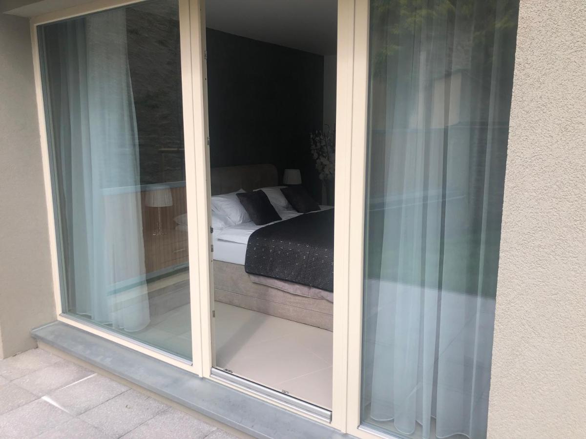 Terrace Apartment Прага Экстерьер фото